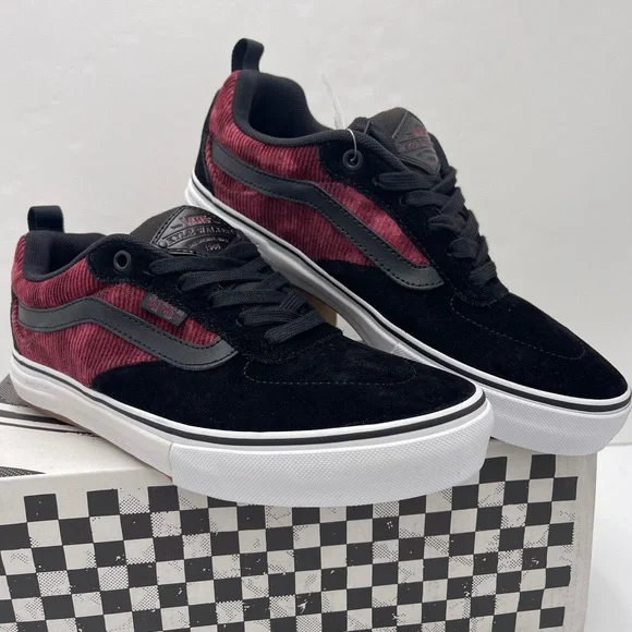 Vans WMNS Kyle Walker
Corduroy Tie-Dye/Black/White Sneakers 
VN0A5JIEX4C - Picture 6 of 16